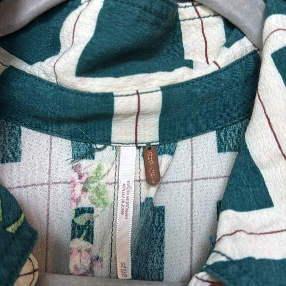 Free People Green and White Button Down Shirt - Picture 3 of 7